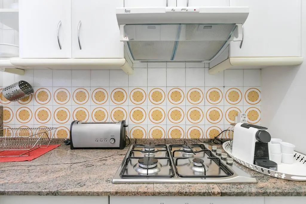Апартаменты Canela Homes Barcelona Park Gueell